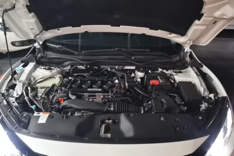 Used Honda Civic 2019 220TURBO CVT Dynamic Edition China VI Engine Bay