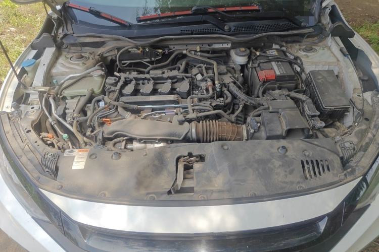 Used Honda Civic 2019 220TURBO CVT Dynamic Edition China VI Engine Bay