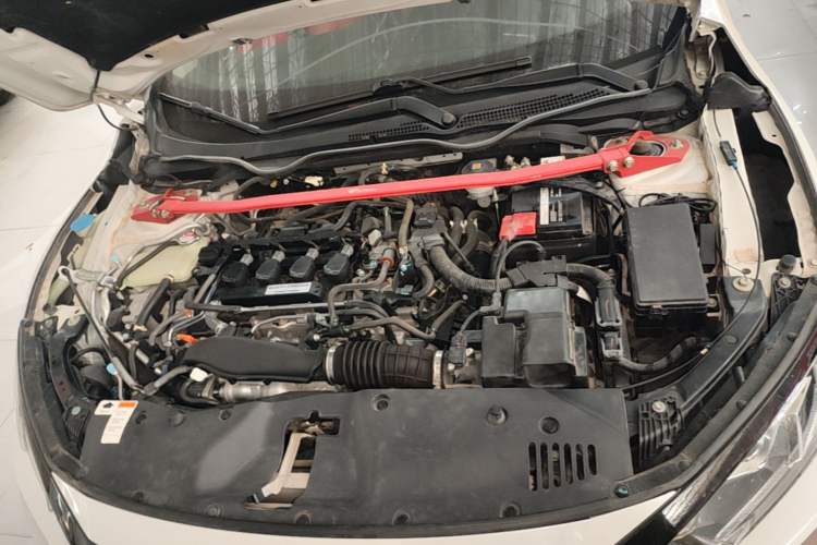 Used Honda Civic 2019 220TURBO CVT Dynamic Edition China VI Engine Bay