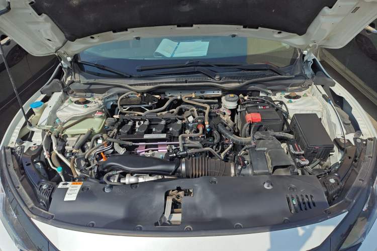 Used Honda Civic 2019 220TURBO CVT Dynamic Edition China VI Emission Standard Engine Bay