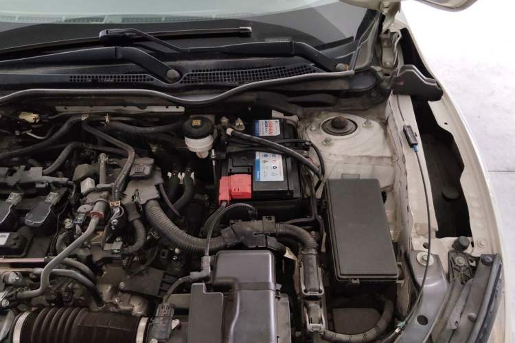 Used Honda Civic 2019 220TURBO CVT Power Edition China V Engine Bay Left