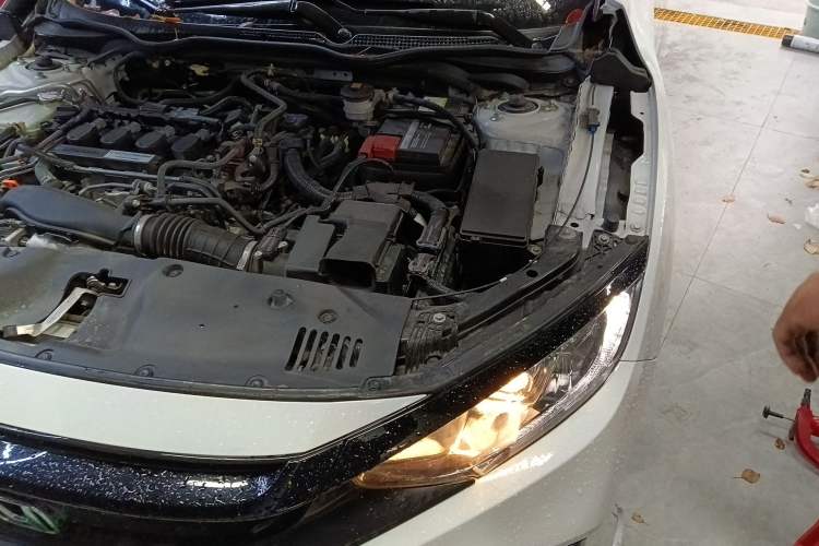 Used Honda Civic 2019 220TURBO CVT Dynamic Edition China VI Engine Bay Left