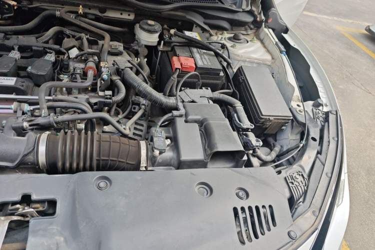 Used Honda Civic 2019 220TURBO CVT Dynamic Edition China VI Engine Bay Left