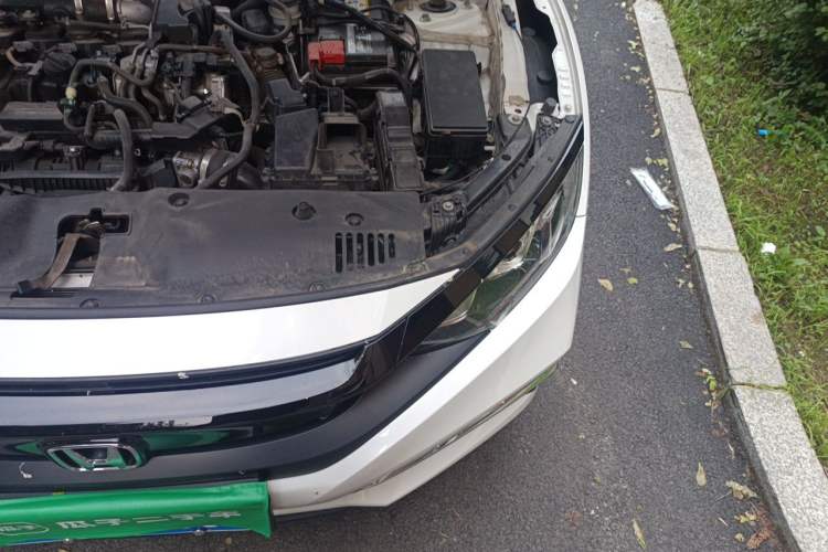 Used Honda Civic 2019 180TURBO CVT Shangyue Edition China V Emission Standard Engine Bay Left