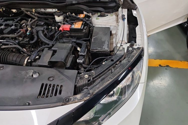 Used Honda Civic 2019 220TURBO CVT Dynamic Edition China VI Engine Bay Left