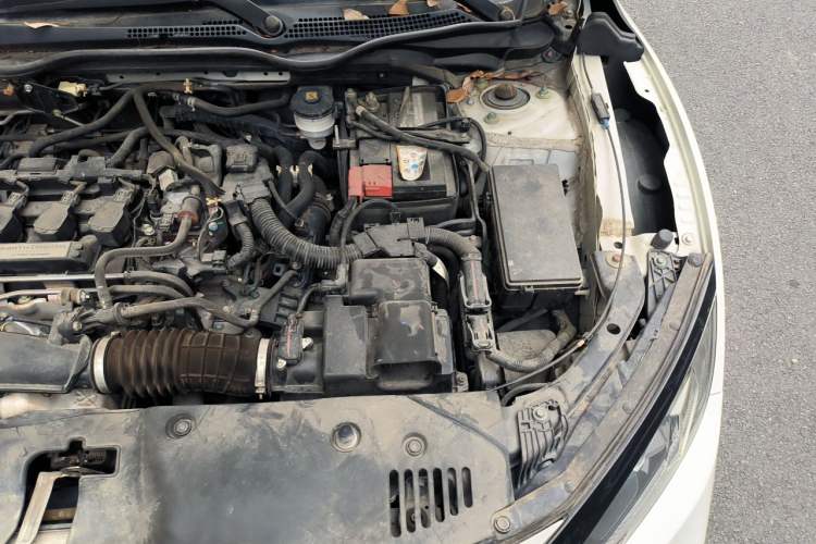 Used Honda Civic 2019 220TURBO CVT Dynamic Edition China VI Emission Standard Engine Bay Left