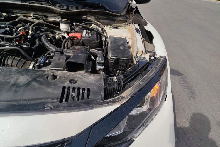 Used Honda Civic 2019 220TURBO CVT Dynamic Edition China VI Engine Bay Left