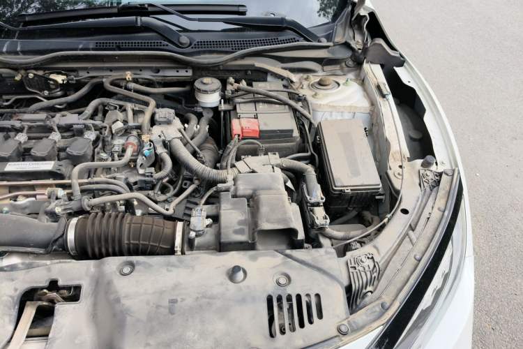 Used Honda Civic 2019 220TURBO CVT Power Edition China VI Emission Standard Engine Bay Left