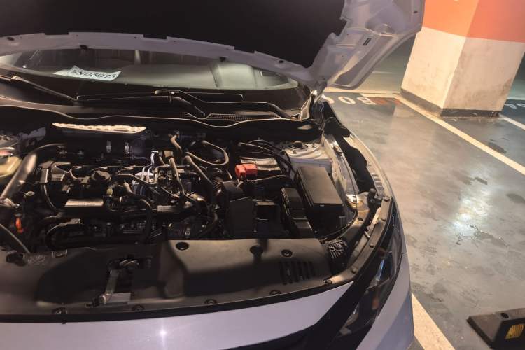 Used Honda Civic 2019 180TURBO CVT Shangdong Edition China VI Engine Bay Left
