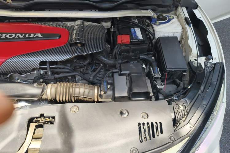 Used Honda Civic 2019 220TURBO CVT Power Edition China VI Emission Standard Engine Bay Left