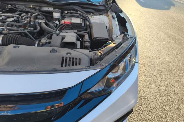 Used Honda Civic 2019 220TURBO CVT Dynamic Edition China VI Emission Standard Engine Bay Left