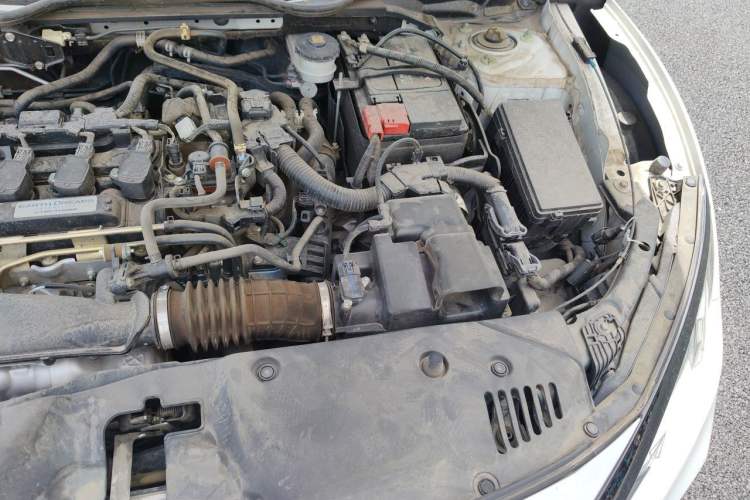 Used Honda Civic 2019 220TURBO CVT Dynamic Edition China VI Engine Bay Left