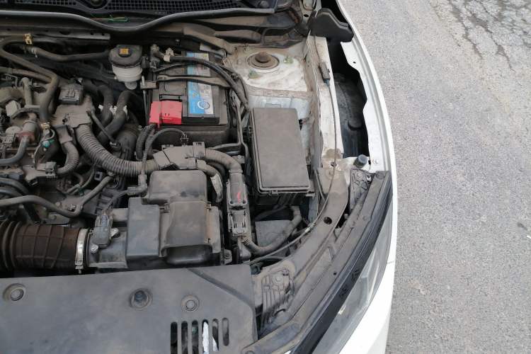 Used Honda Civic 2019 220TURBO Manual Jinkong Edition China VI Engine Bay Left