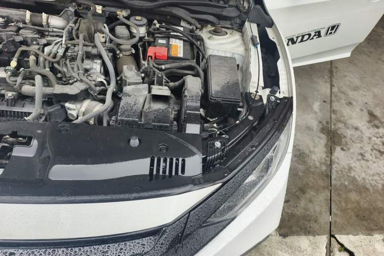 Used Honda Civic 2019 180TURBO CVT Shangqing Edition China VI Engine Bay Left