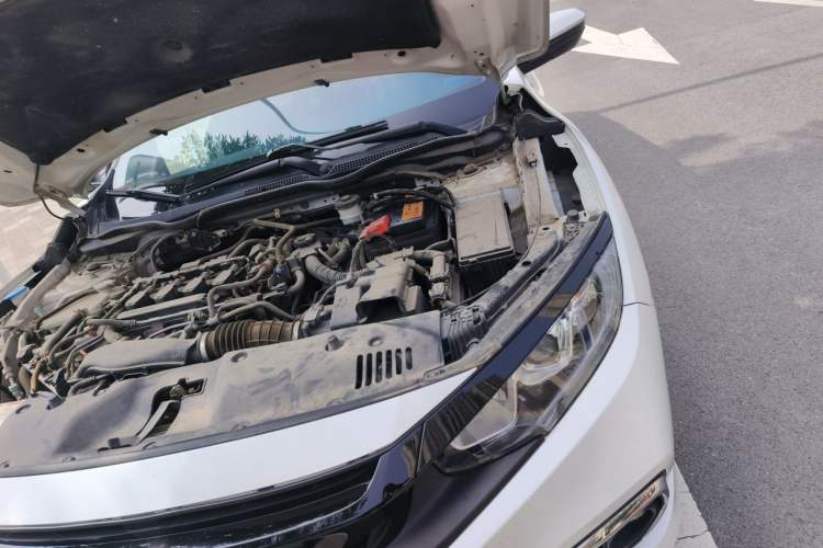 Used Honda Civic 2019 220TURBO CVT Dynamic Edition China VI Engine Bay Left