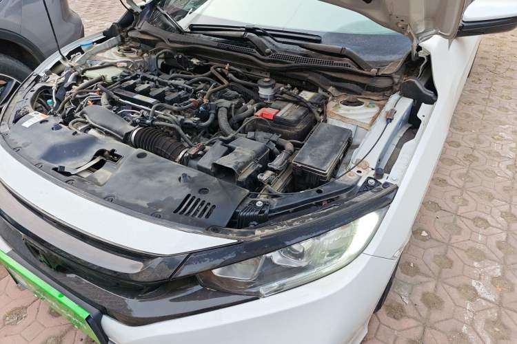 Used Honda Civic 2019 220TURBO CVT Dynamic Edition China VI Emission Standard Engine Bay Left