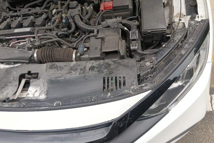 Used Honda Civic 2019 220TURBO CVT Dynamic Edition China VI Engine Bay Left