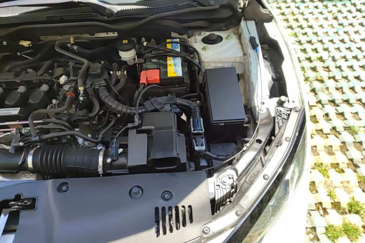 Used Honda Civic 2019 220TURBO CVT Dynamic Edition China VI Engine Bay Left