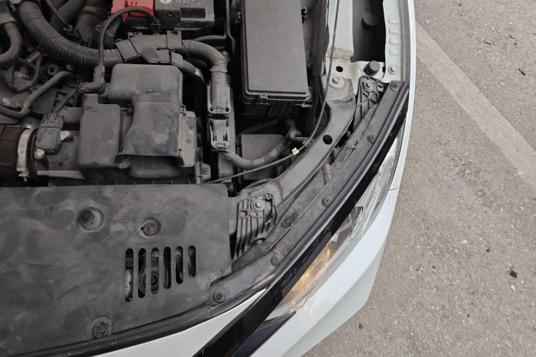 Used Honda Civic 2019 220TURBO CVT Dynamic Edition China VI Emission Standard Engine Bay Left