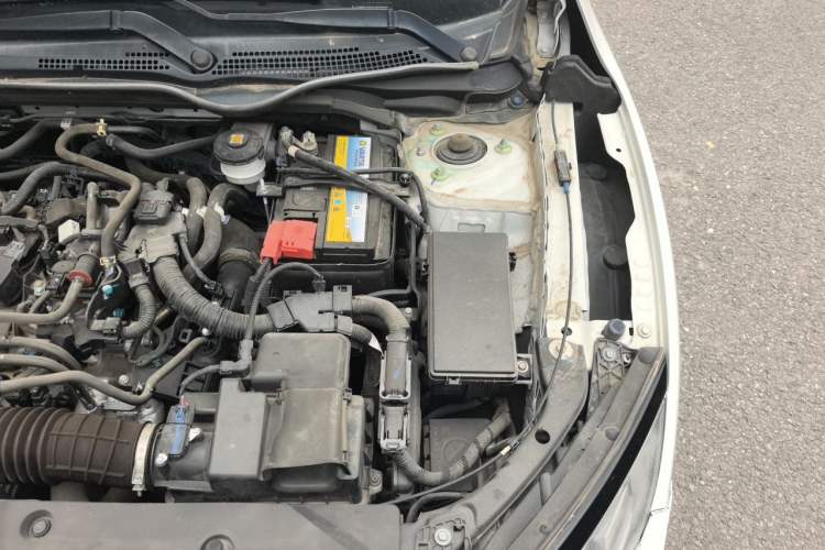 Used Honda Civic 2019 220TURBO CVT Dynamic Edition China VI Engine Bay Left