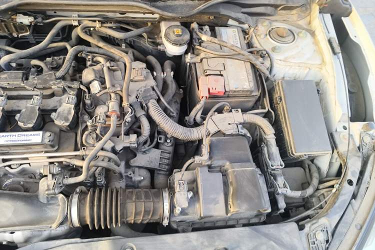 Used Honda Civic 2019 220TURBO Manual Jinkong Edition China V Emission Standard Engine Bay Left