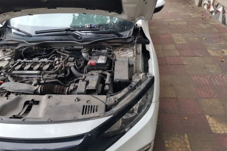 Used Honda Civic 2019 220TURBO CVT Dynamic Edition China VI Engine Bay Left