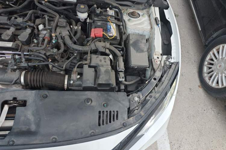 Used Honda Civic 2019 220TURBO CVT Dynamic Edition China VI Engine Bay Left