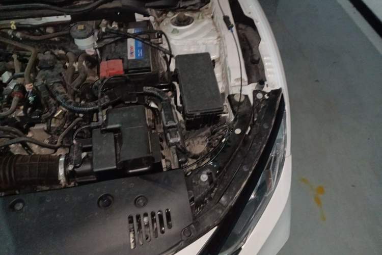 Used Honda Civic 2019 220TURBO CVT Dynamic Edition China VI Engine Bay Left