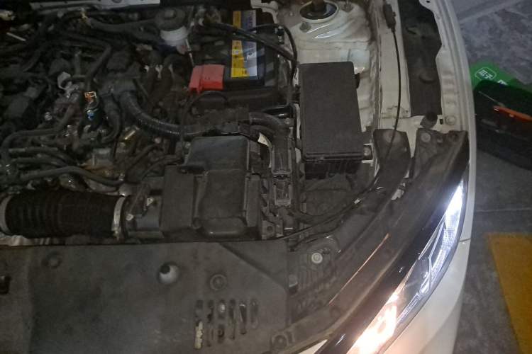 Used Honda Civic 2019 220TURBO CVT Dynamic Edition China VI Engine Bay Left
