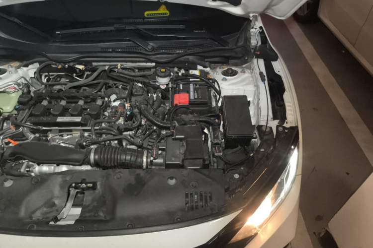 Used Honda Civic 2019 220TURBO CVT Dynamic Edition China VI Engine Bay Left