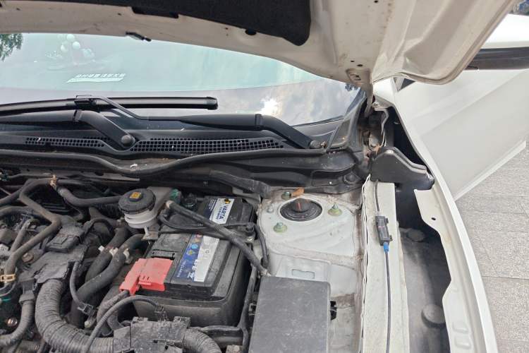Used Honda Civic 2019 220TURBO CVT Dynamic Edition China VI Engine Bay Left