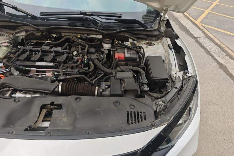 Used Honda Civic 2019 220TURBO CVT Dynamic Edition China VI Engine Bay Left