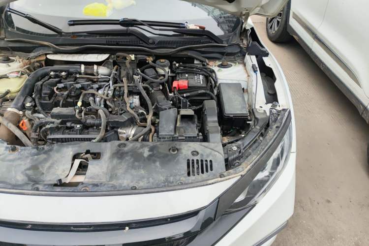 Used Honda Civic 2019 180TURBO CVT Shangdong Edition China VI Engine Bay Left