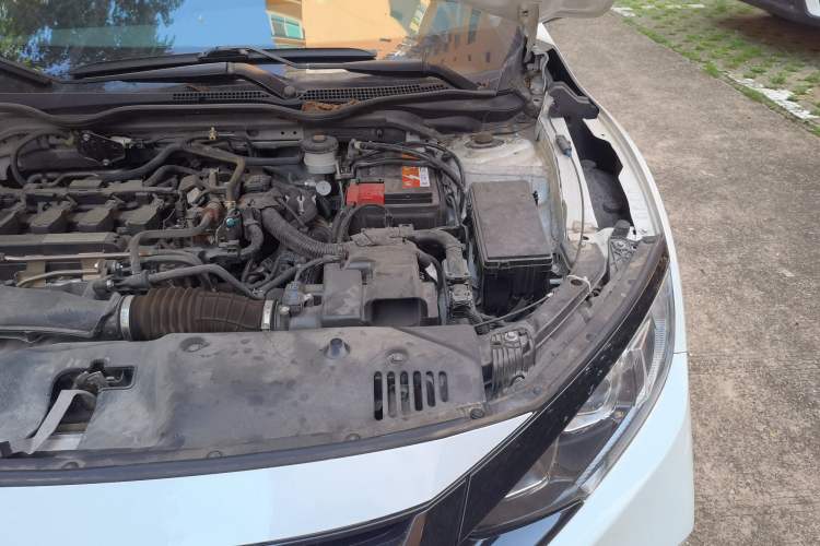 Used Honda Civic 2019 220TURBO CVT Dynamic Edition China VI Emission Standard Engine Bay Left