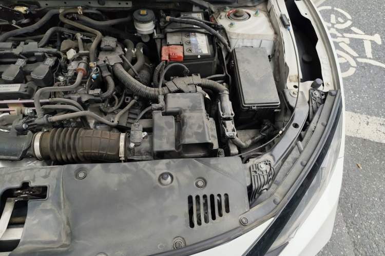 Used Honda Civic 2019 220TURBO CVT Dynamic Edition China VI Engine Bay Left