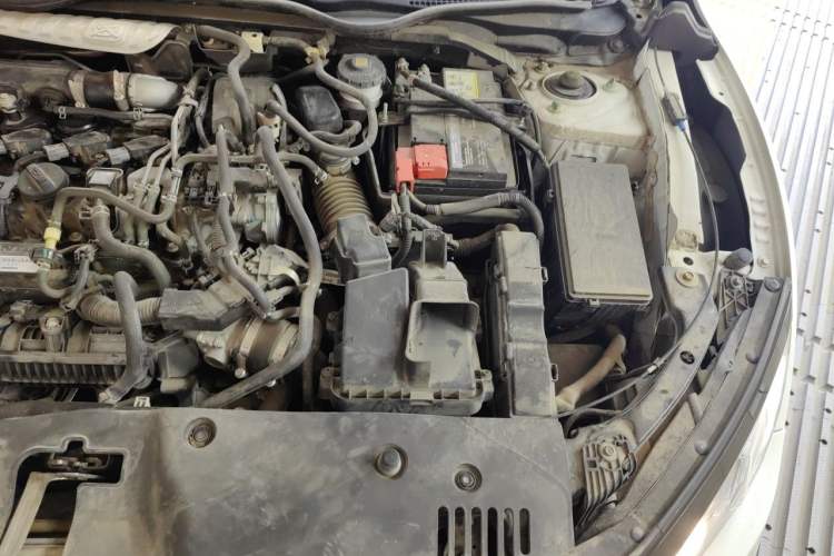 Used Honda Civic 2019 180TURBO CVT Shangdong Edition China V Engine Bay Left