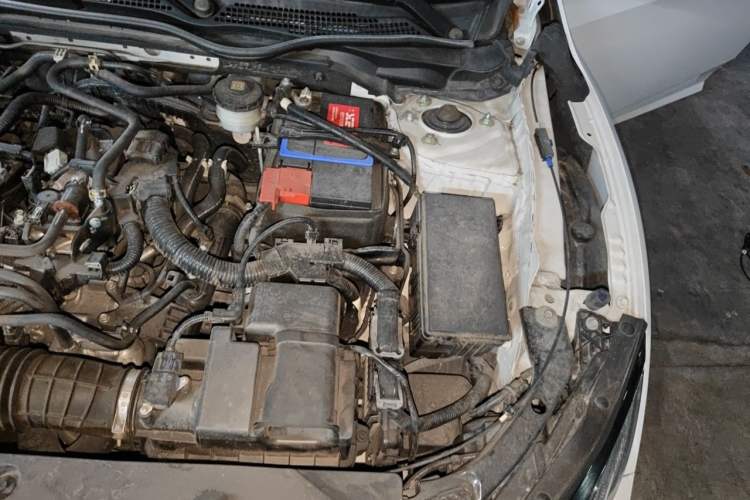 Used Honda Civic 2019 220TURBO CVT Dynamic Edition China VI Engine Bay Left