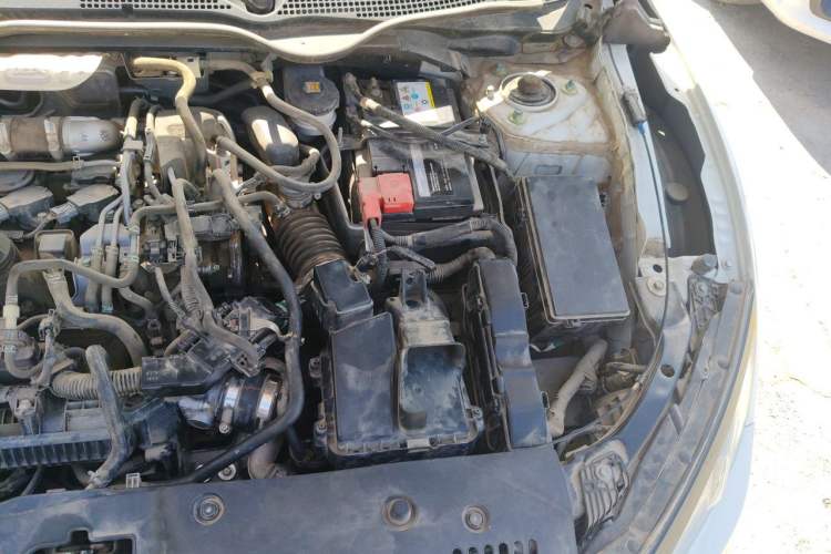Used Honda Civic 2019 180TURBO CVT Shangdong Edition China VI Engine Bay Left