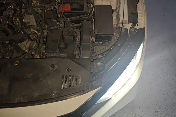 Used Honda Civic 2019 180TURBO CVT Shangqing Edition China VI Engine Bay Left