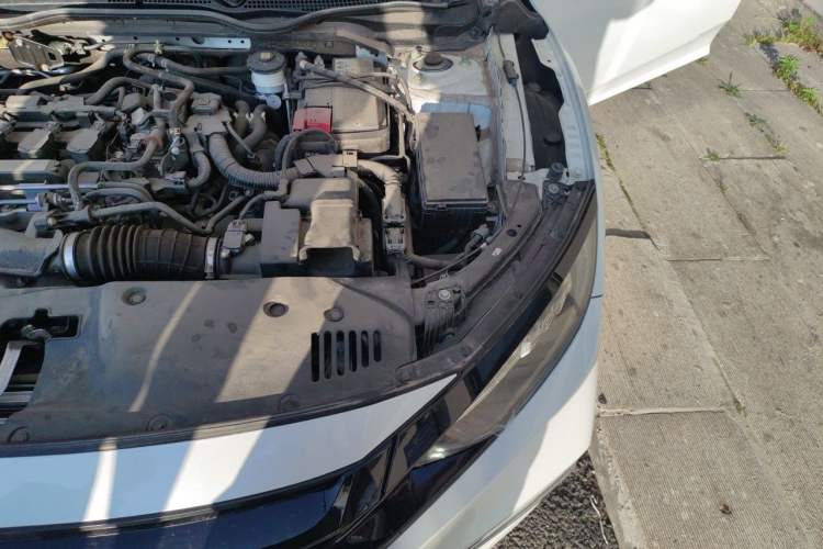 Used Honda Civic 2019 220TURBO CVT Dynamic Edition China VI Engine Bay Left