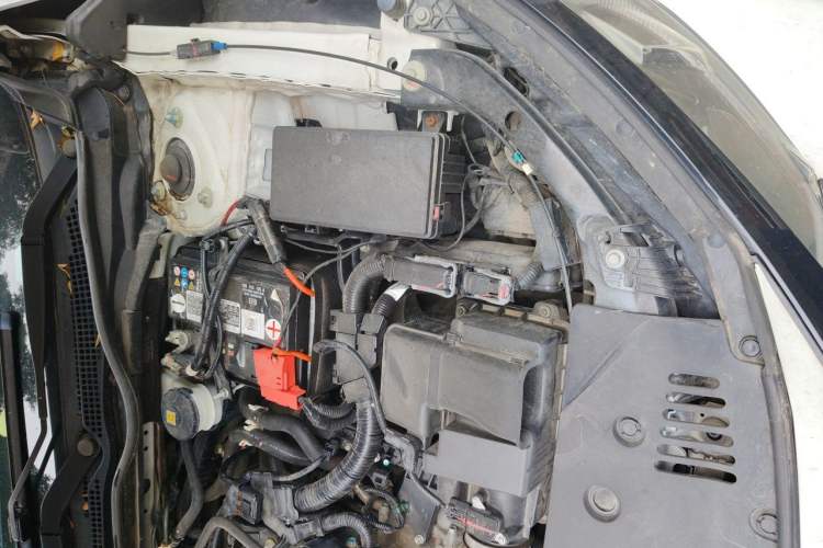 Used Honda Civic 2019 220TURBO CVT Dynamic Edition China VI Engine Bay Left