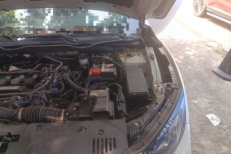 Used Honda Civic 2019 220TURBO CVT Dynamic Edition China V Emission Standard Engine Bay Left
