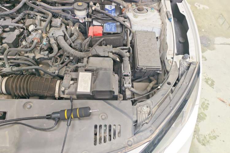 Used Honda Civic 2019 220TURBO CVT Dynamic Edition China VI Engine Bay Left