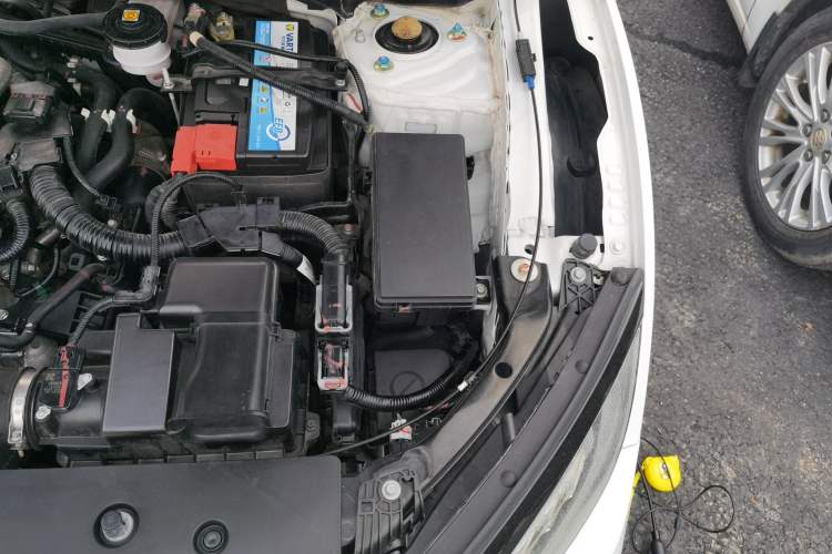Used Honda Civic 2019 220TURBO CVT Power Edition China VI Emission Standard Engine Bay Left