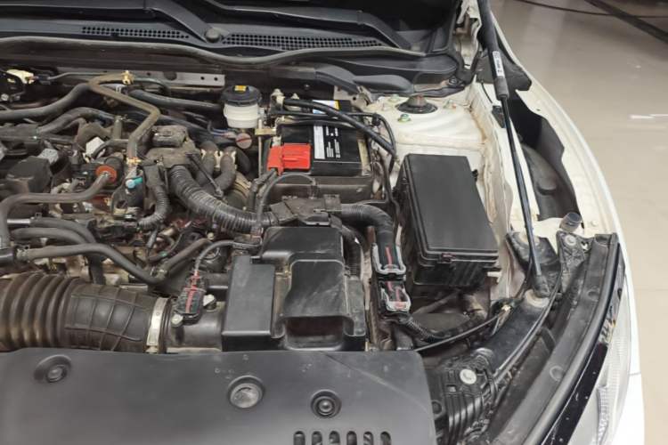 Used Honda Civic 2019 220TURBO CVT Dynamic Edition China VI Engine Bay Left