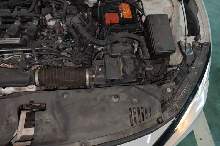 Used Honda Civic 2019 220TURBO CVT Dynamic Edition China VI Engine Bay Left