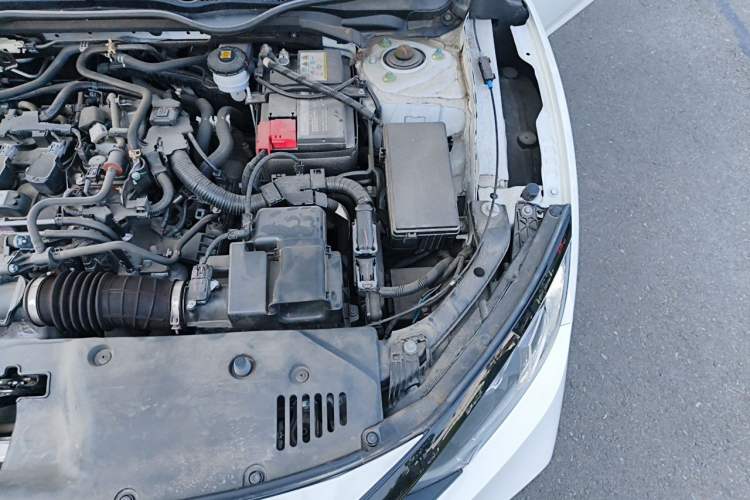 Used Honda Civic 2019 220TURBO CVT Dynamic Edition China VI Engine Bay Left