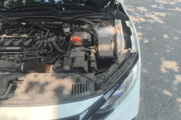 Used Honda Civic 2019 220TURBO CVT Dynamic Edition China VI Emission Standard Engine Bay Left