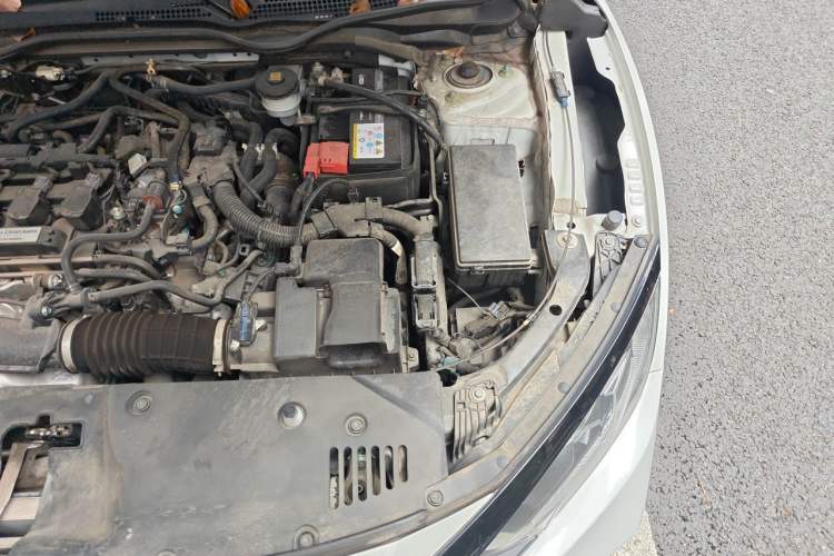 Used Honda Civic 2019 220TURBO CVT Dynamic Edition China VI Engine Bay Left