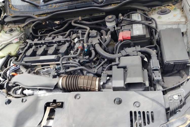 Used Honda Civic 2019 220TURBO CVT Dynamic Edition China VI Emission Standard Engine Bay Left